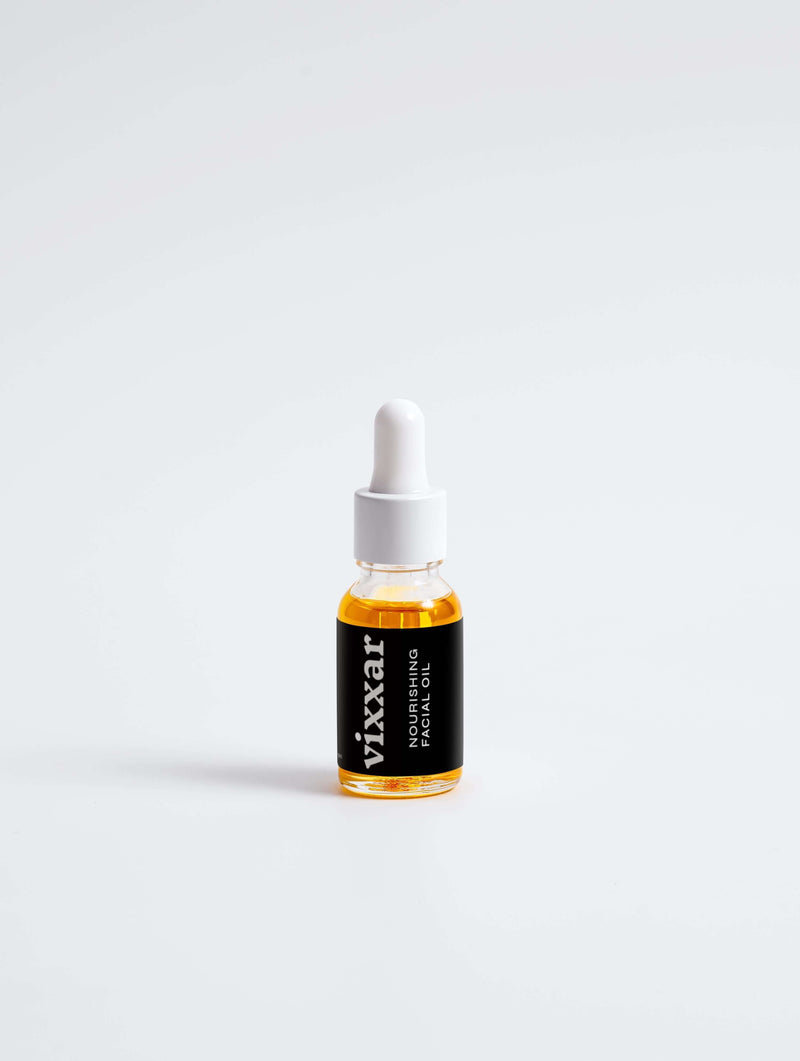 Nourishing Facial Oil 15ml Experience a nutrient-rich boost with our unique blend of 11 organic certified oils and extracts, designed to reveal a healthy, glowing complexion. This private label facial oil delivers intense nourishment, leaving your skin so